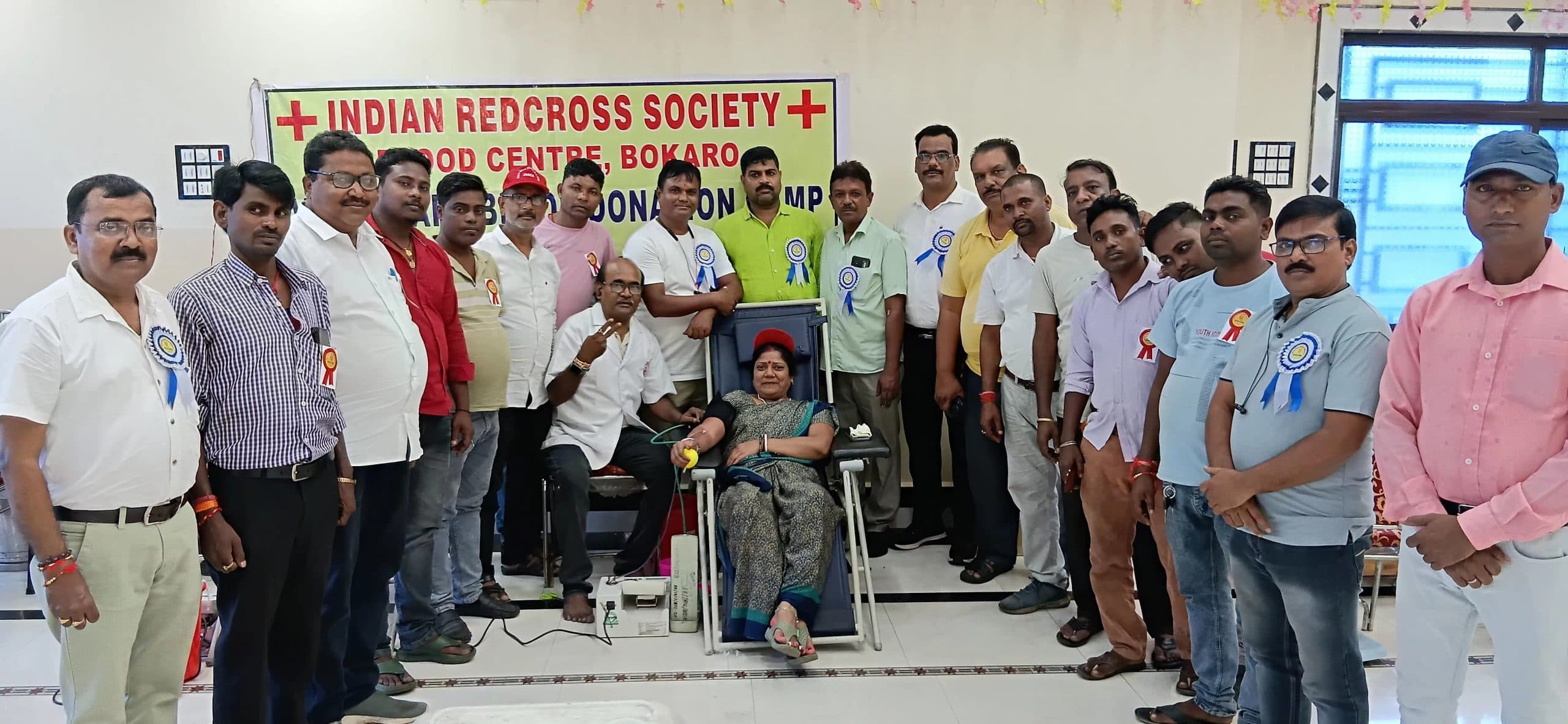 Bokaro News : डेकोरेटर्स एसोसिएशन ने लगाया रक्तदान शिविर