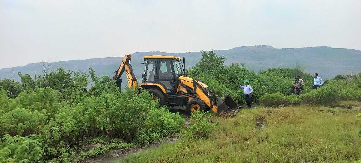 Bokaro News : अवैध कोयला खनन के लिए बनायी गयी सुरंगों को किया ध्वस्त