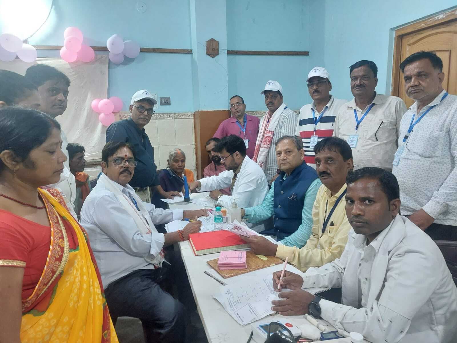 Bokaro News : मोतियाबिंद ऑपरेशन के लिए 55 मरीज चिह्नित