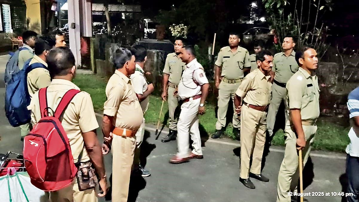 Rourkela News: लाठी-डंडे से पीटकर विवेकानंदपाली के युवक की हत्या, आरोपियों की तलाश में जुटी पुलिस