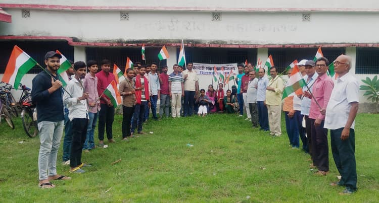 एकता व राष्ट्रवाद के रंगों का उत्सव मनाने का लिया संकल्प