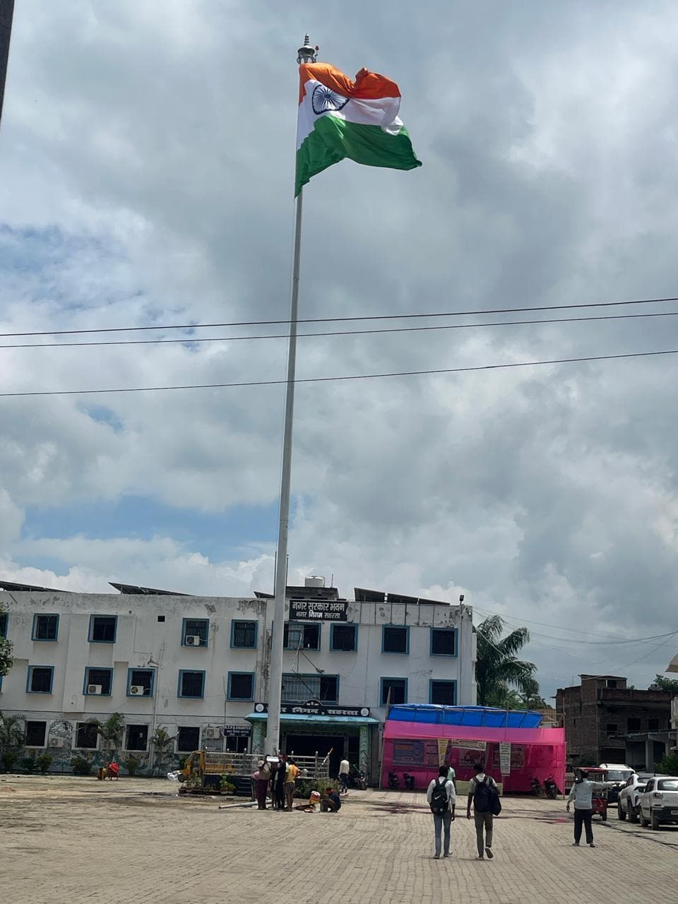 तिरंगा सदैव उंचा लहराकर हमें देशभक्ति, एकता व सेवा का देता है संदेशः बैन प्रिया