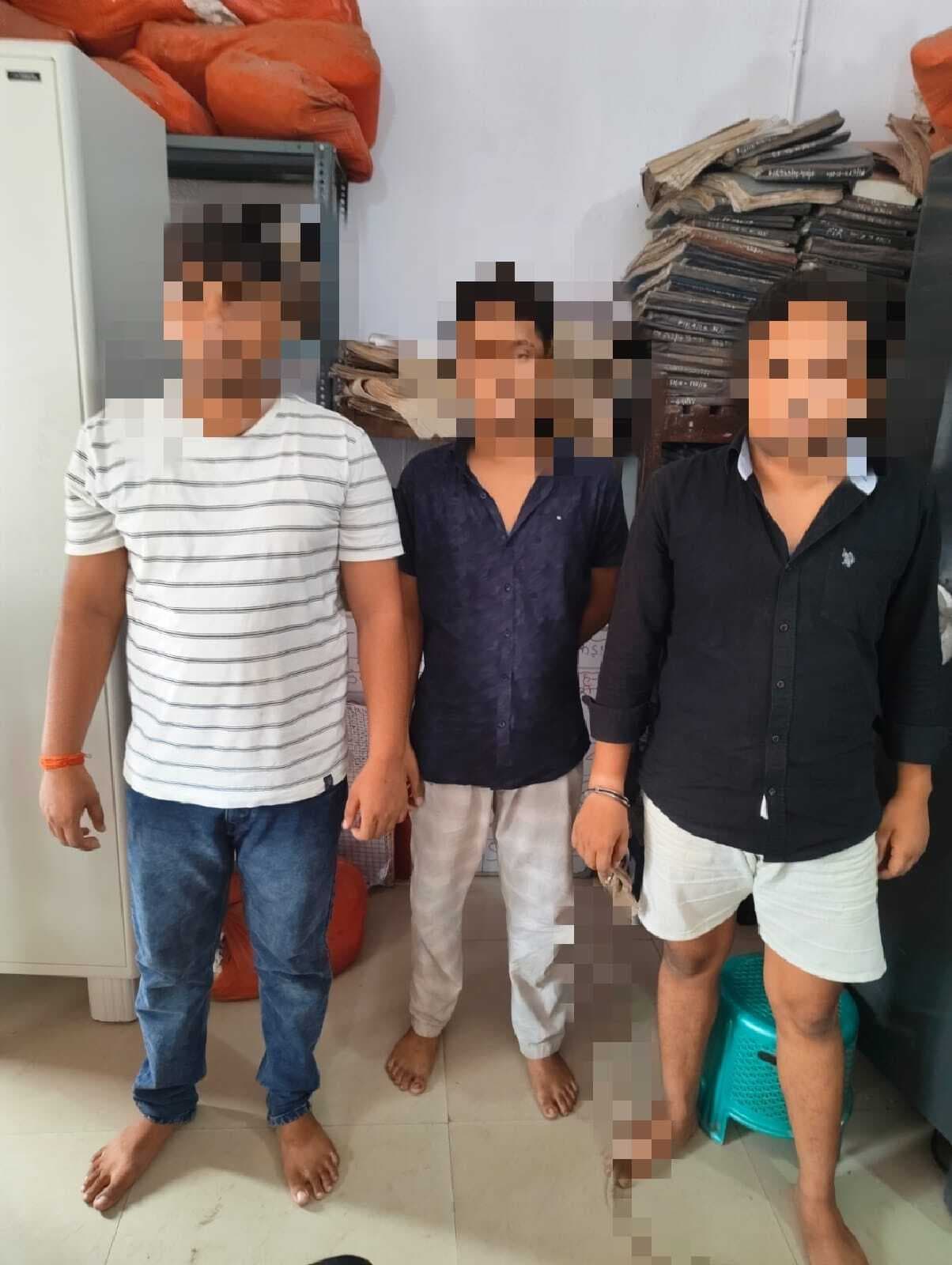 फायरिंग मामले में सगे भाई समेत तीन गिरफ्तार