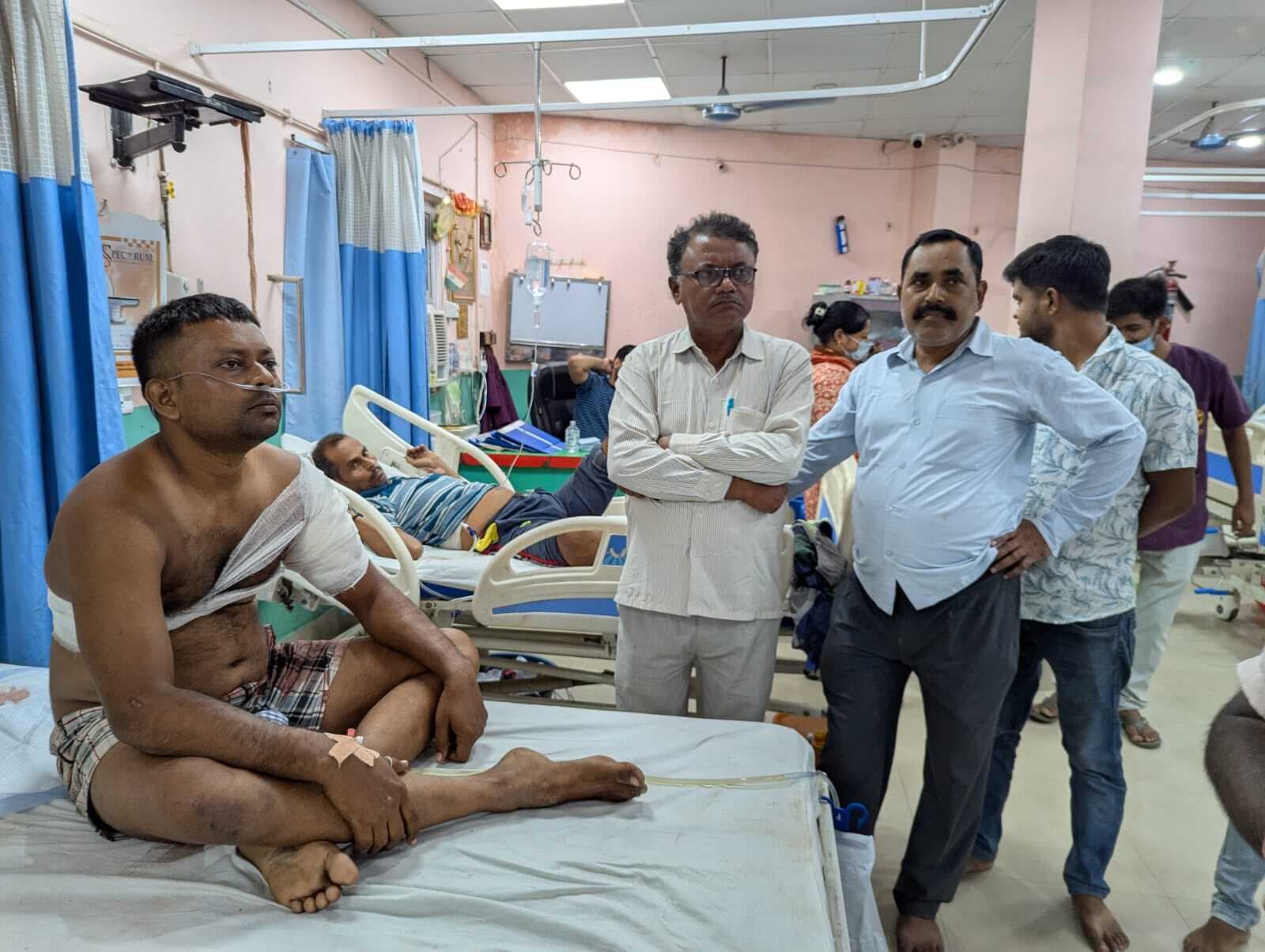 हथियारबंद बदमाशों ने युवक को मारी गोली