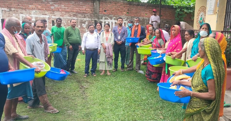 फाइलेरिया से बचाव को उपचार किट वितरित
