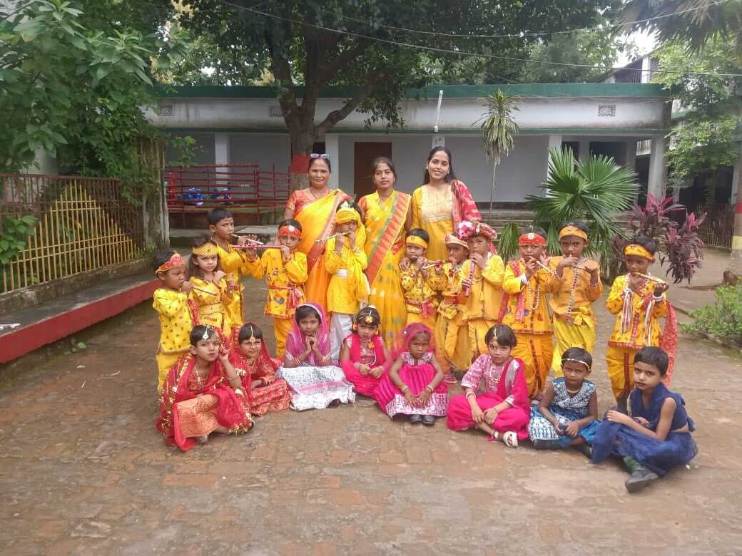 जैनेट एकेडमी हेसालौंग में श्री कृष्ण जन्माष्टमी धूमधाम से मनाया गया