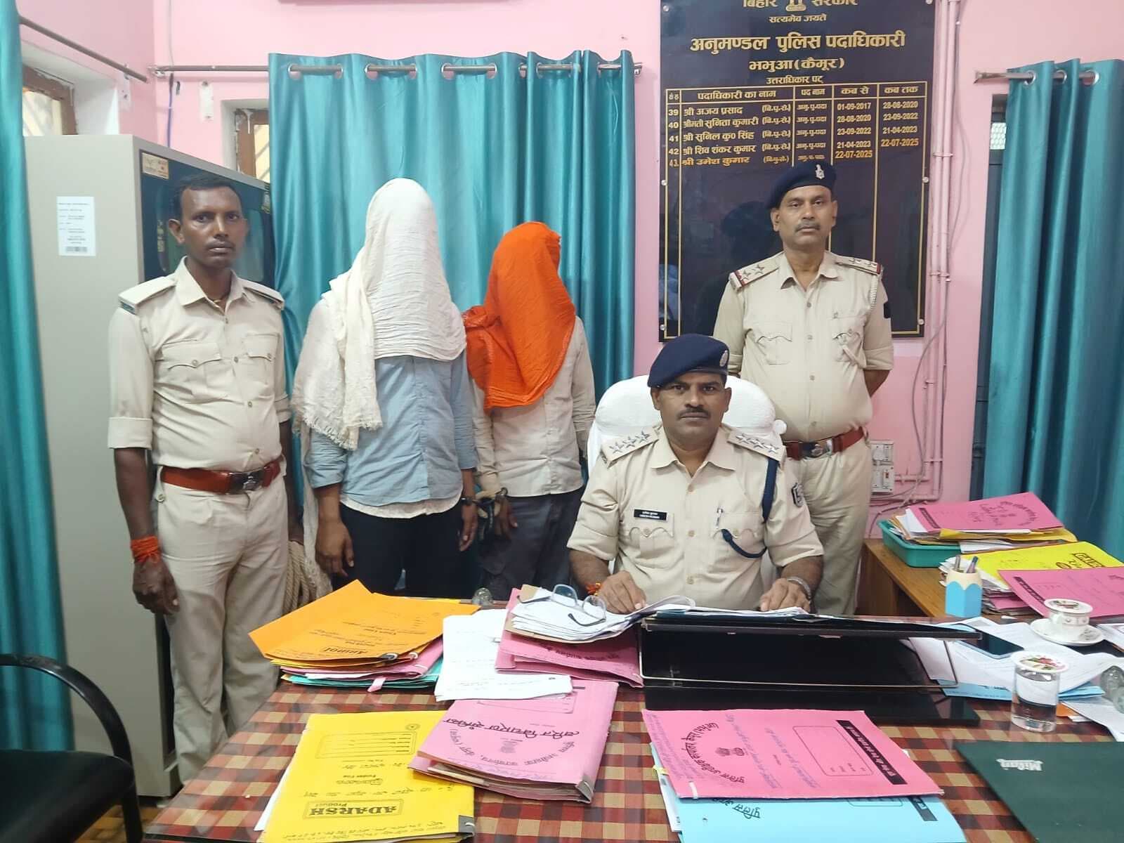 Kaimur News : पशुपालक की हत्या कर दो सौ भेड़ों की लूट के मामले में यूपी से दो आरोपित गिरफ्तार