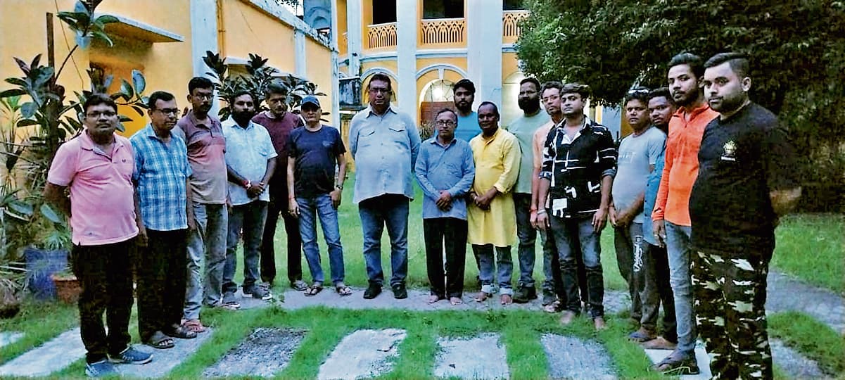 Seraikela Kharsawan News : पब्लिक दुर्गा पूजा कमेटी का गठन, राजा प्रताप आदित्य बने अध्यक्ष