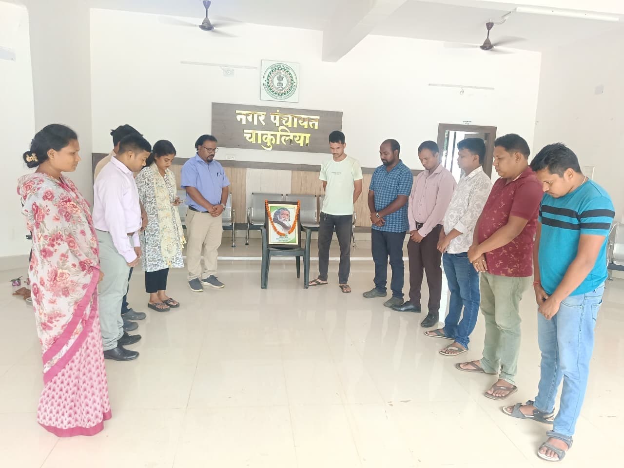 East Singhbhum News : छात्राओं ने तिरंगा थीम पर रंगोली, पेंटिंग और राखी बनायी