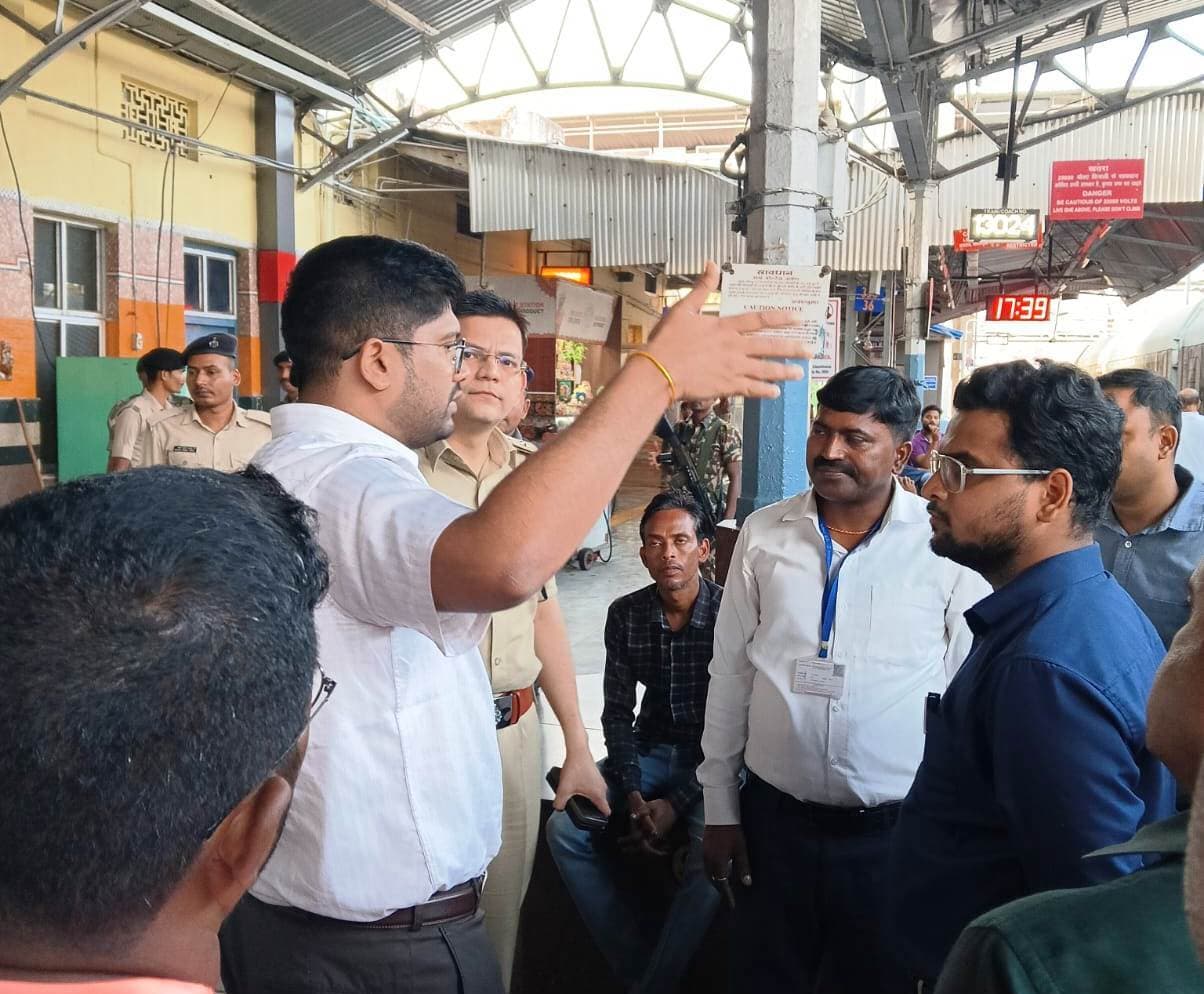 16 को जमालपुर से वंदे भारत ट्रेन जायेगी हावड़ा