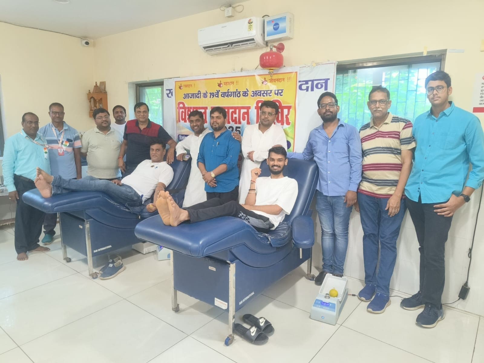 Motihari: रेडक्रॉस मोतिहारी में 38 रक्तदाताओं ने किया रक्त दान