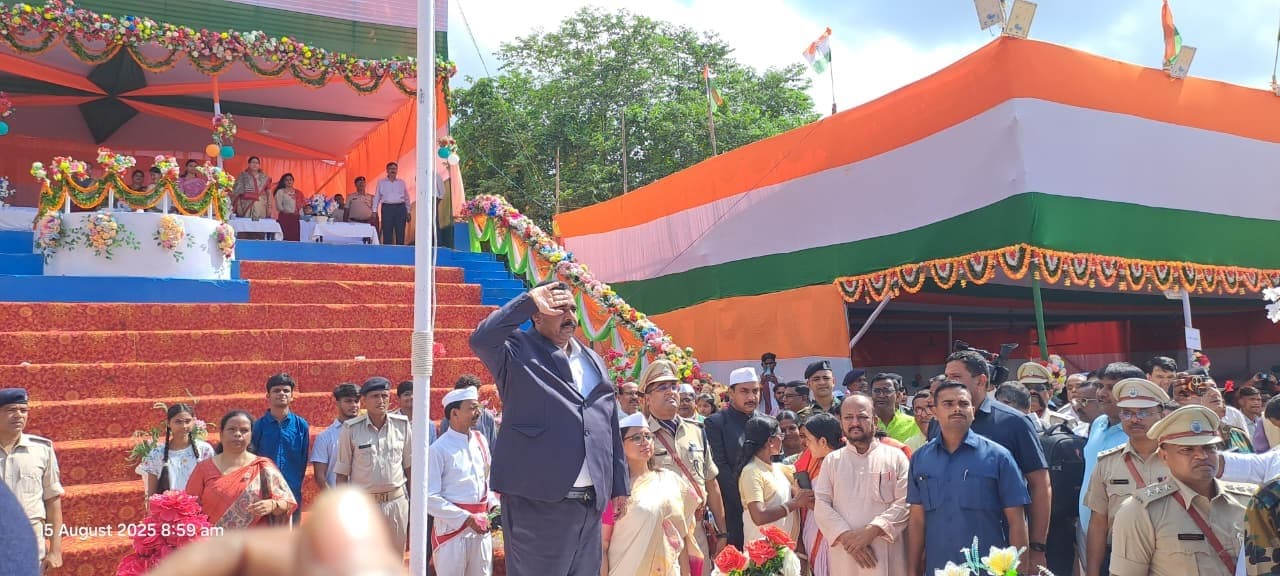 15 अगस्त : लघु व मंझोले उद्योग को बढ़ावा देने में जुटी है राज्य सरकार