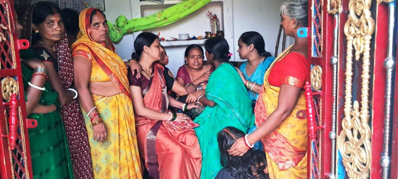 उत्तर कोयल नहर में डूबे तीन भाई, दो की मौत