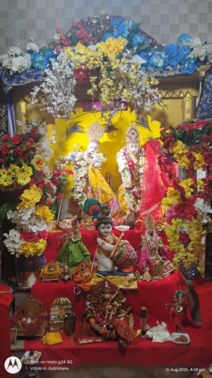 नंद घर आनंद भयो जय कन्हैया लाल की - गीत के साथ बरहरवा में रही जन्माष्टमी की धूम