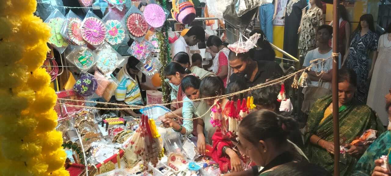 इस्कॉन मंदिर व राम जानकी मंदिर में श्रीकृष्ण जन्माष्टमी पर मना उत्सव