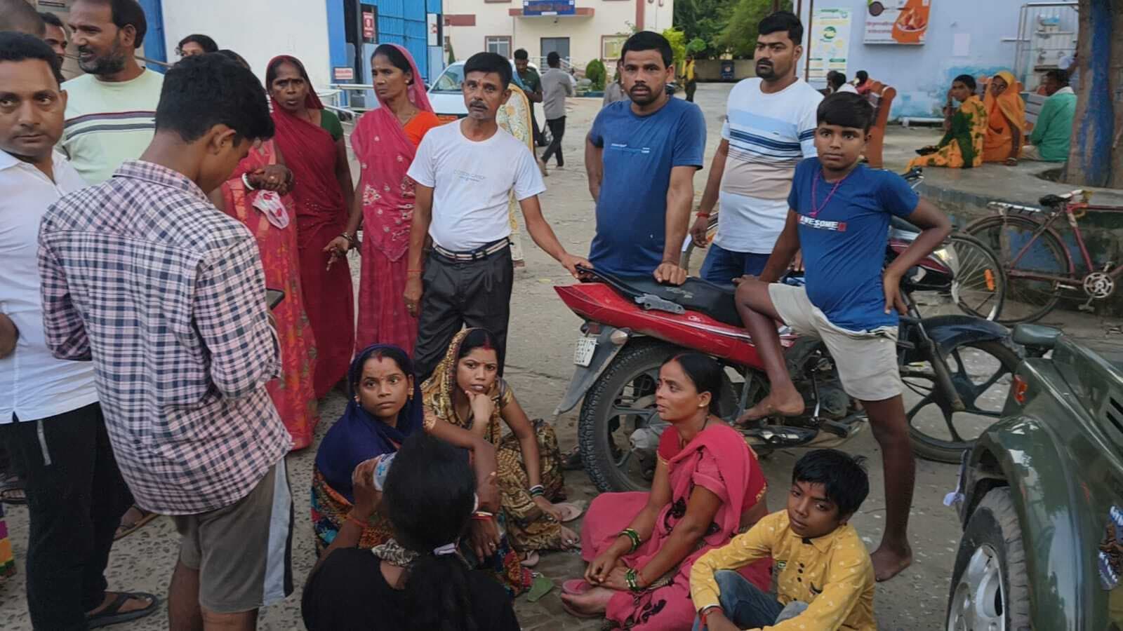 अज्ञात वाहन के धक्का से साइकिल सवार व्यक्ति की हुई मौत, परिजनों में कोहराम