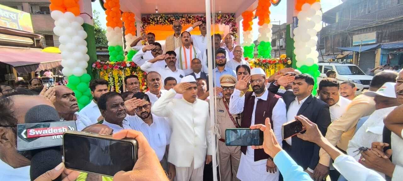 मधुपुर अनुमंडल में आन बान शान से फहराया राष्ट्रीय ध्वज