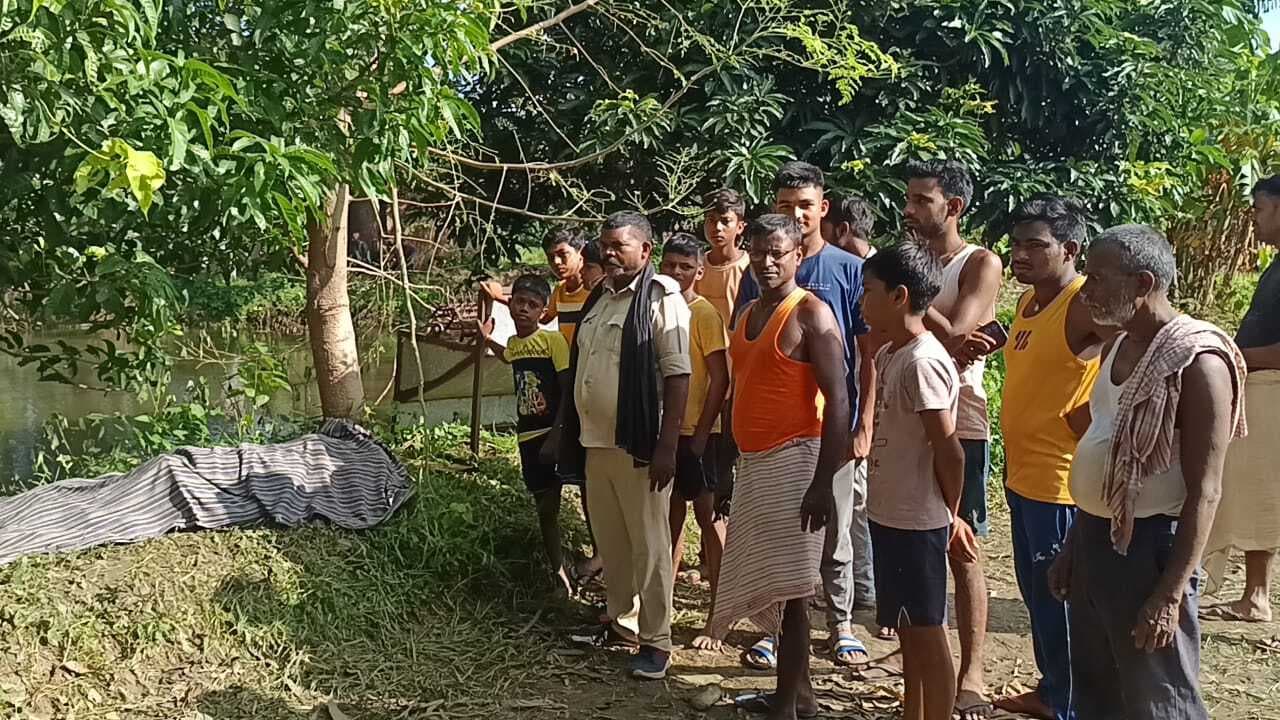 जमुना पोखर में मिला युवक का शव, हत्या की आशंका