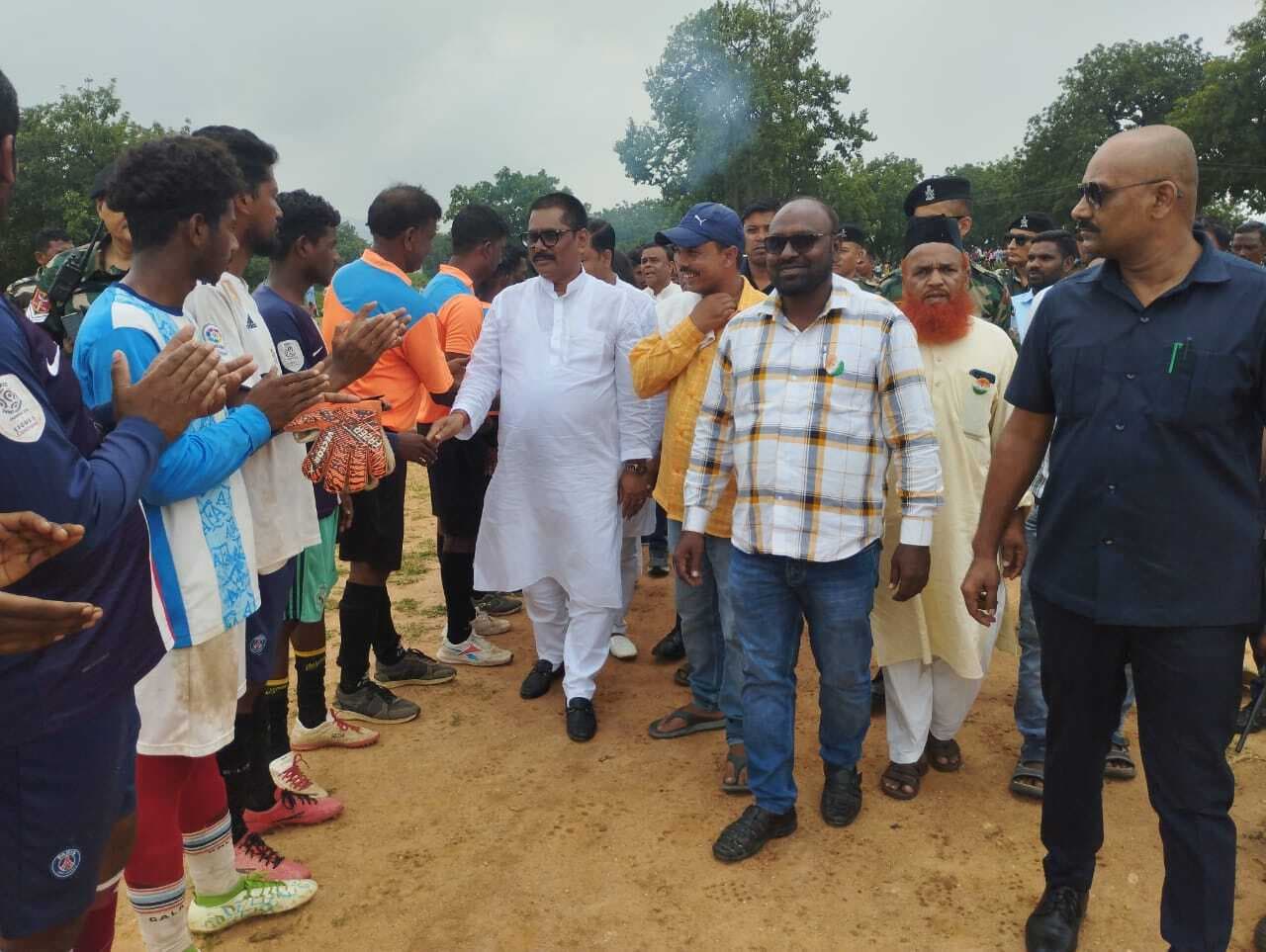 Bokaro news : फुटबॉल टूर्नामेंट का विजेता बना कजरकिलवा