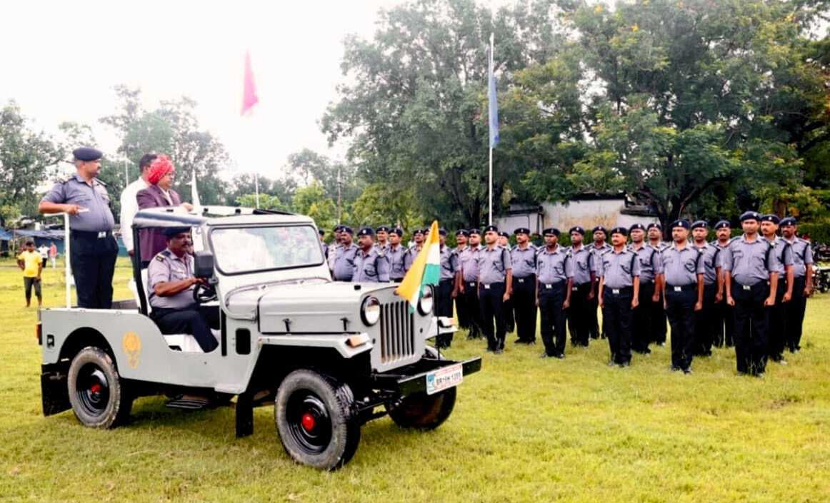 East Singhbhum News : सुचारू ढंग से जल्द चालू होंगी सुरदा केंदाडीह व राखा खदानें : श्याम सुंदर