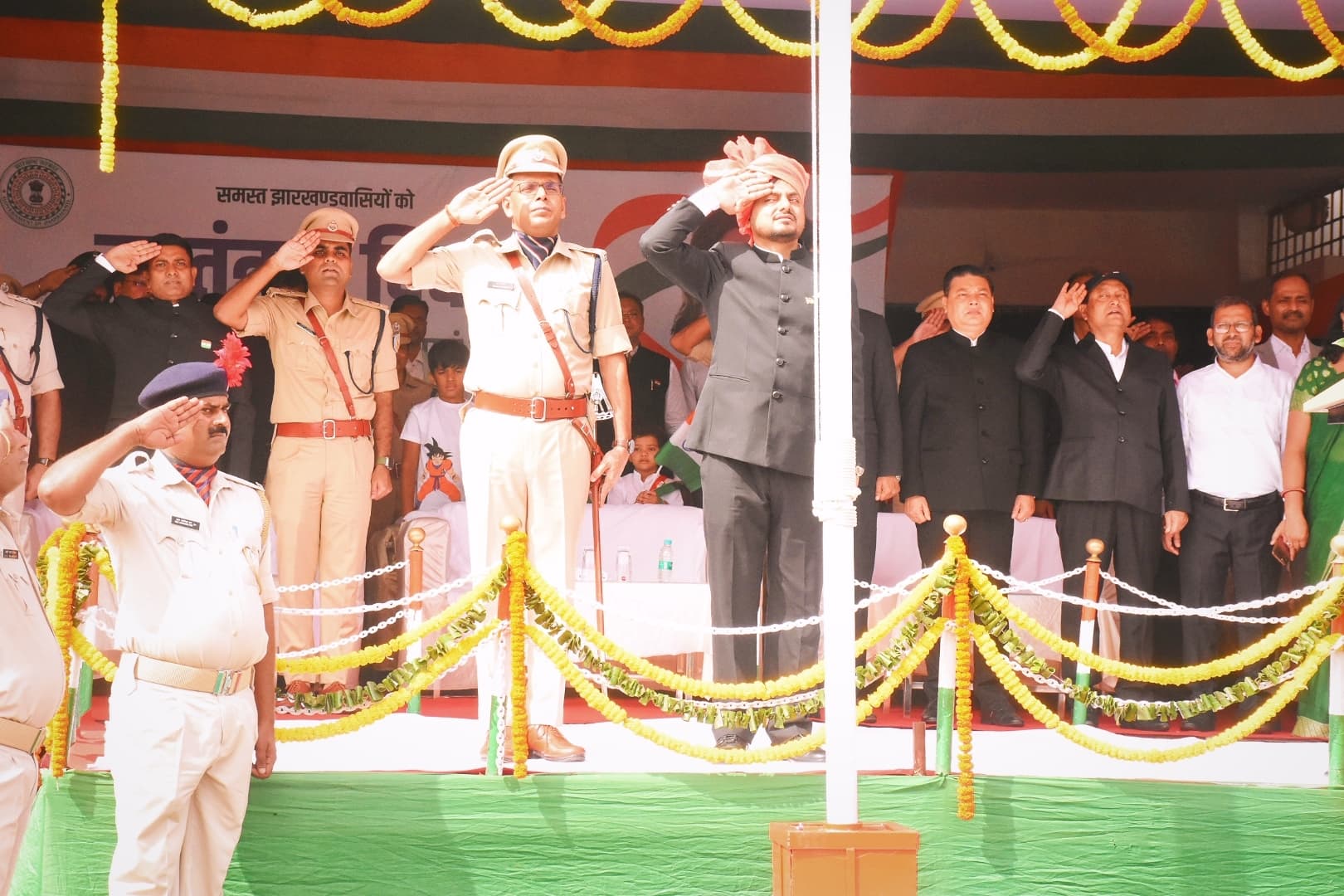 Dhanbad News: धनबाद के सर्वांगीण विकास के लिए जिला प्रशासन संकल्पित : उपायुक्त