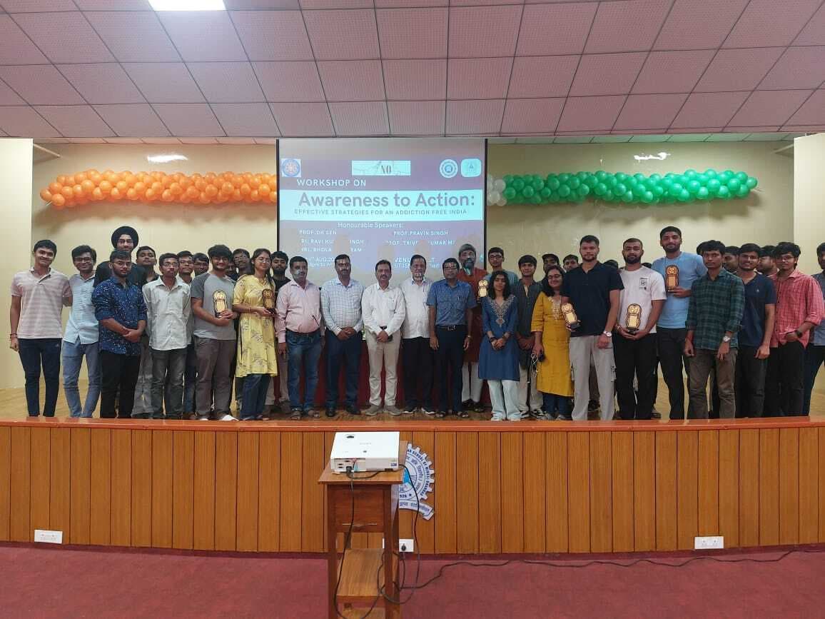 Dhanbad News: नशा मुक्त भारत अभियान पर कार्यशाला