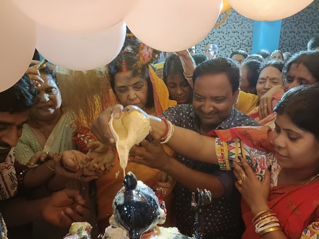 महेशपुर में धूमधाम से मनायी गयी श्रीकृष्ण जन्माष्टमी पर्व