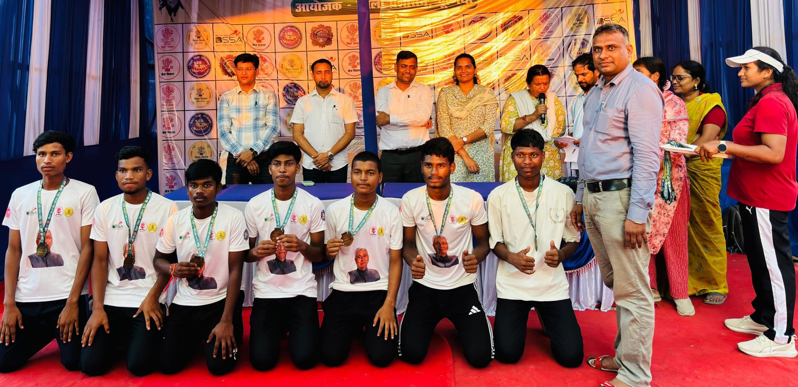 मशाल खेल प्रतियोगिता में एक हजार से भी ज्यादा स्कूली बच्चों ने लिया हिस्सा