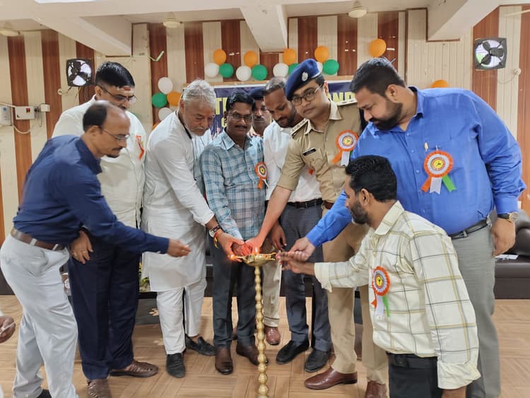 बिना समझे किसी लिंक पर ना करें क्लिक