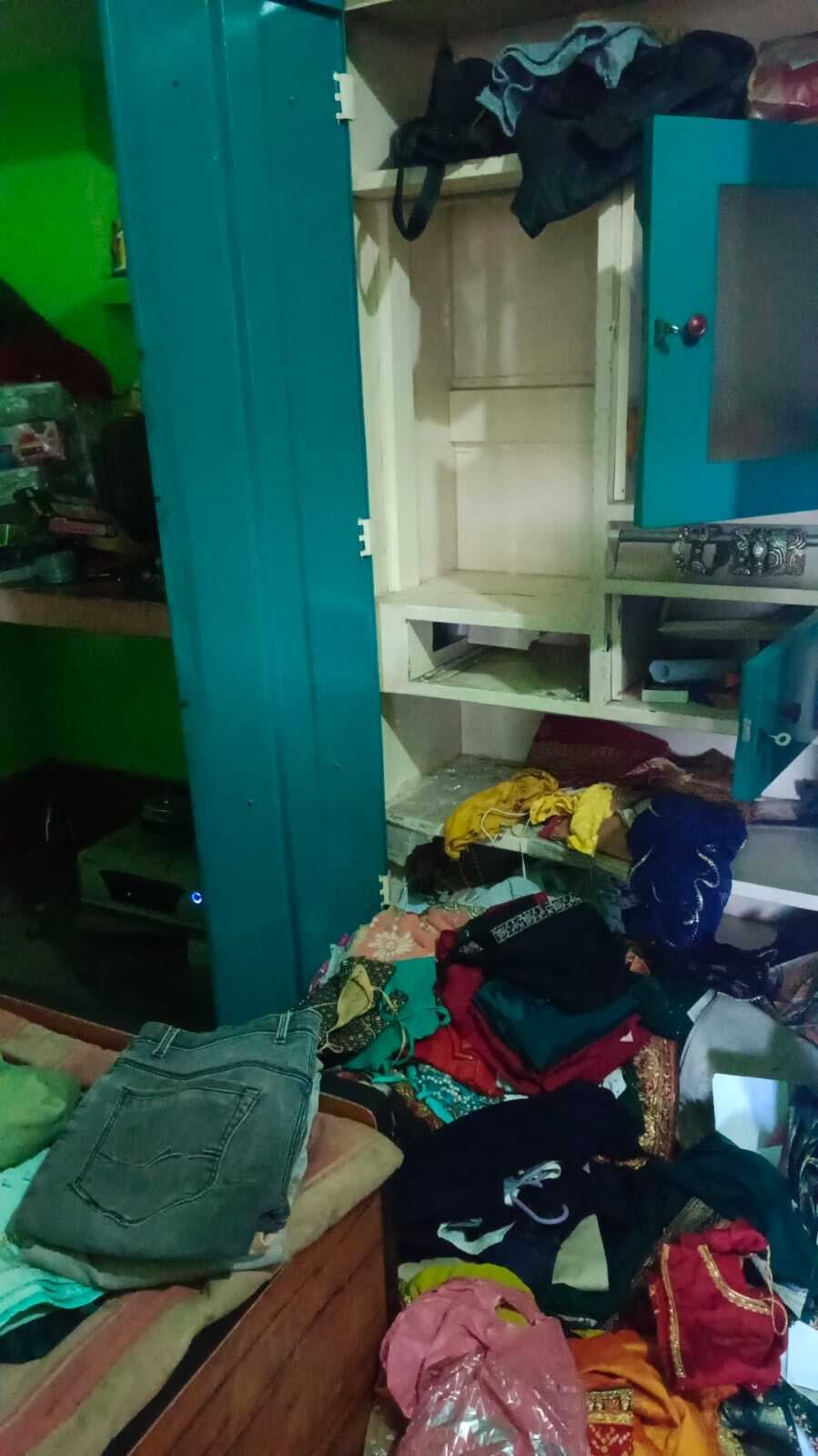 घर से 45 हजार नकद सहित जेवरात की चोरी