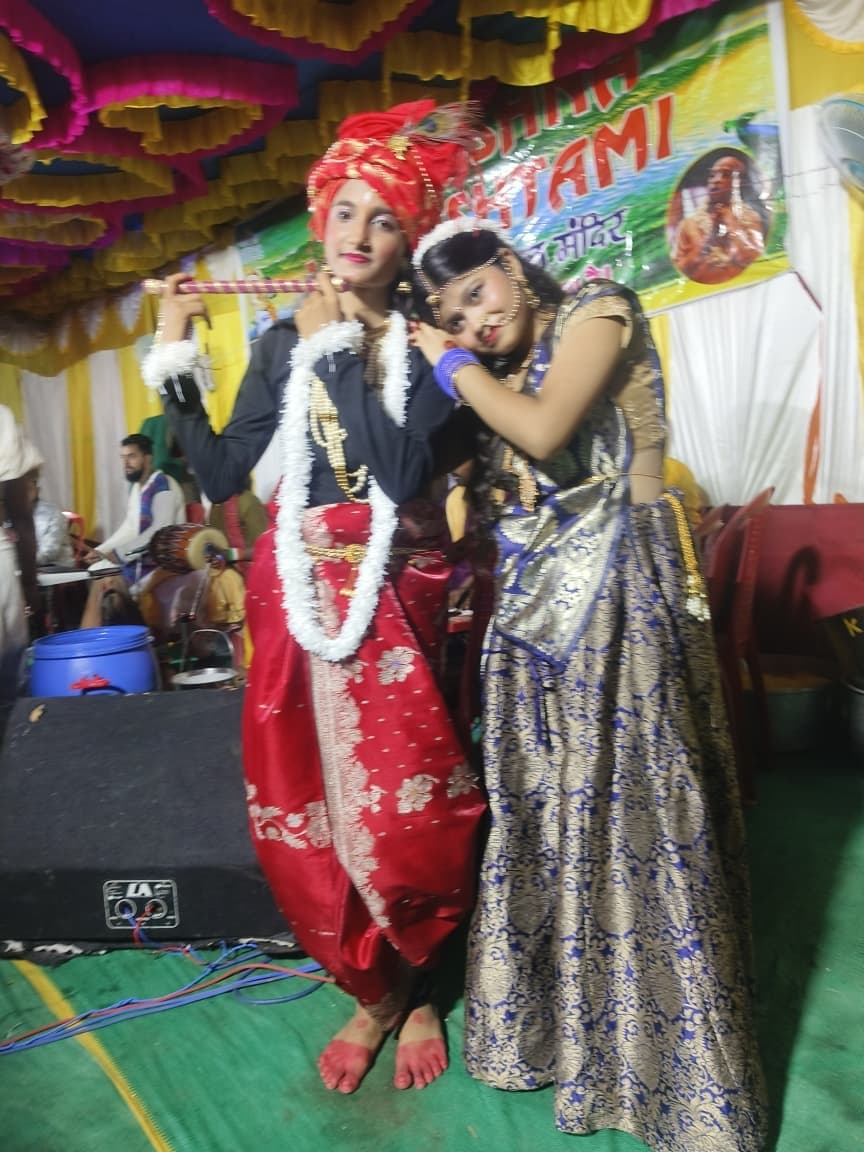 इस्कॉन कन्हाई नाट्यशाला में नंदोत्सव व स्वामी प्रभुपाद का मनाया जन्मोत्सव