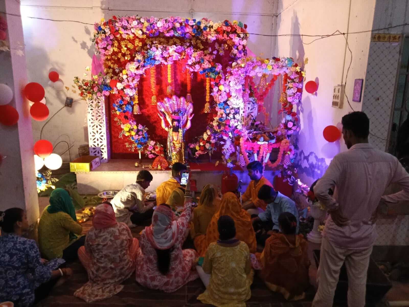 रौलबाग काली मंदिर में की गयी भगवान श्रीकृष्ण की पूजा