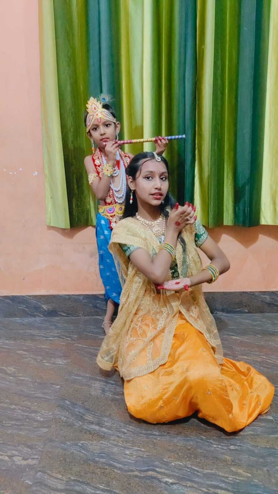 Janmastami Celebration :कृष्ण जन्माष्टमी पर मटका फोड़ प्रतियोगिता का आयोजन