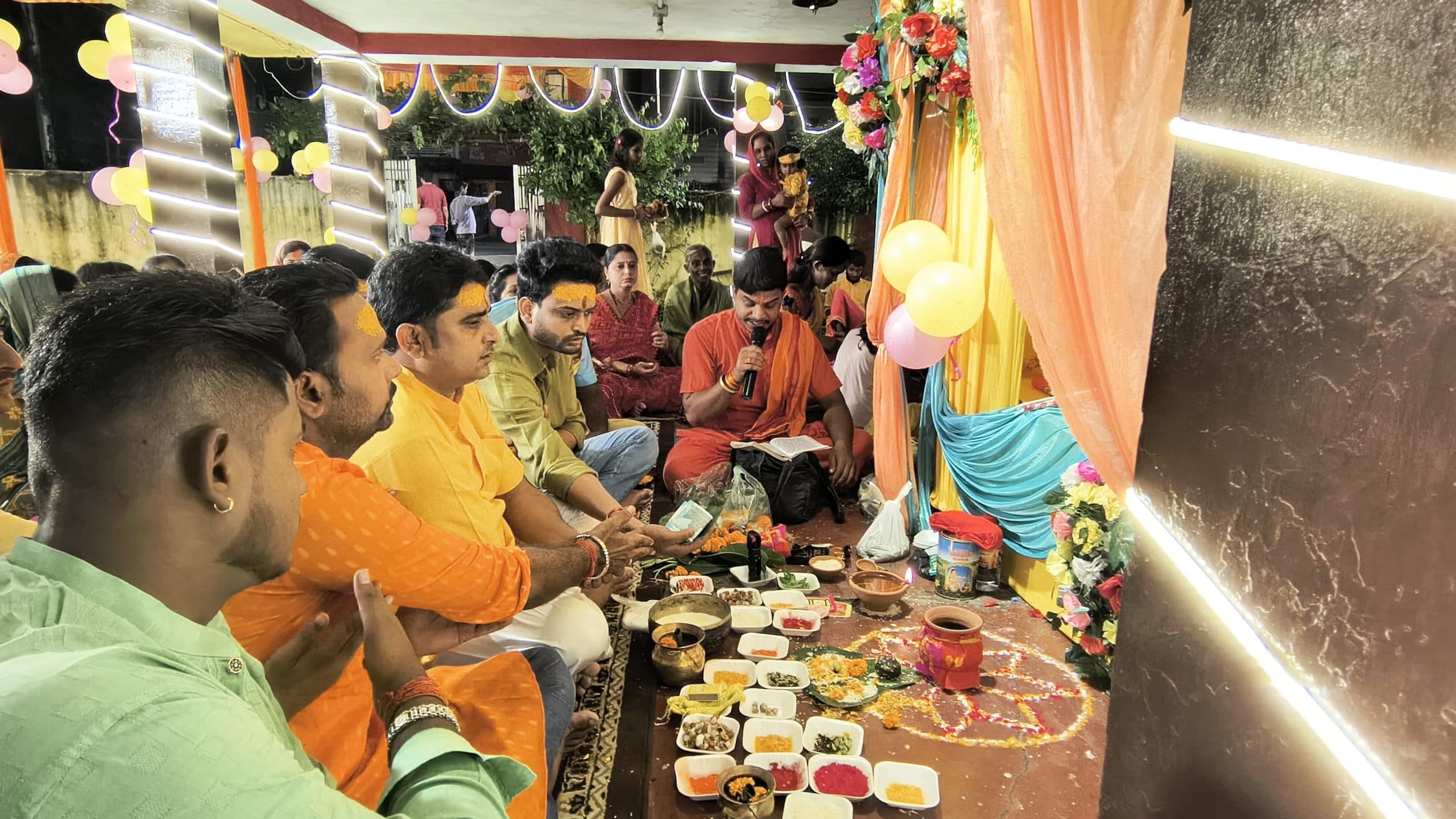 Janmastami Celebration :आधी रात प्रगटे लीलाधर, ‘नंद घर आनंद भयो जय कन्हैयालाल की’ से गूंजा गिरिडीह