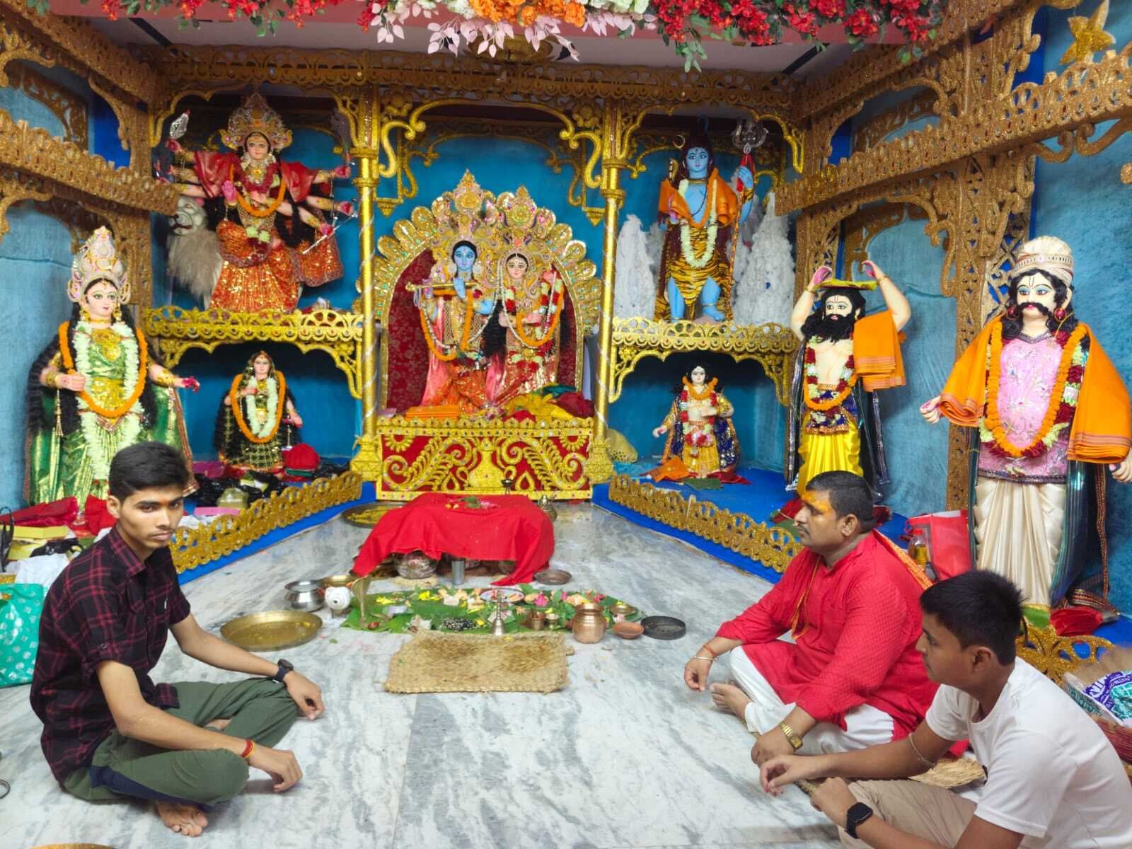 Madhubani News : बड़ी देर भयो नंदलाला, तेरी राह तके वृजवाला...