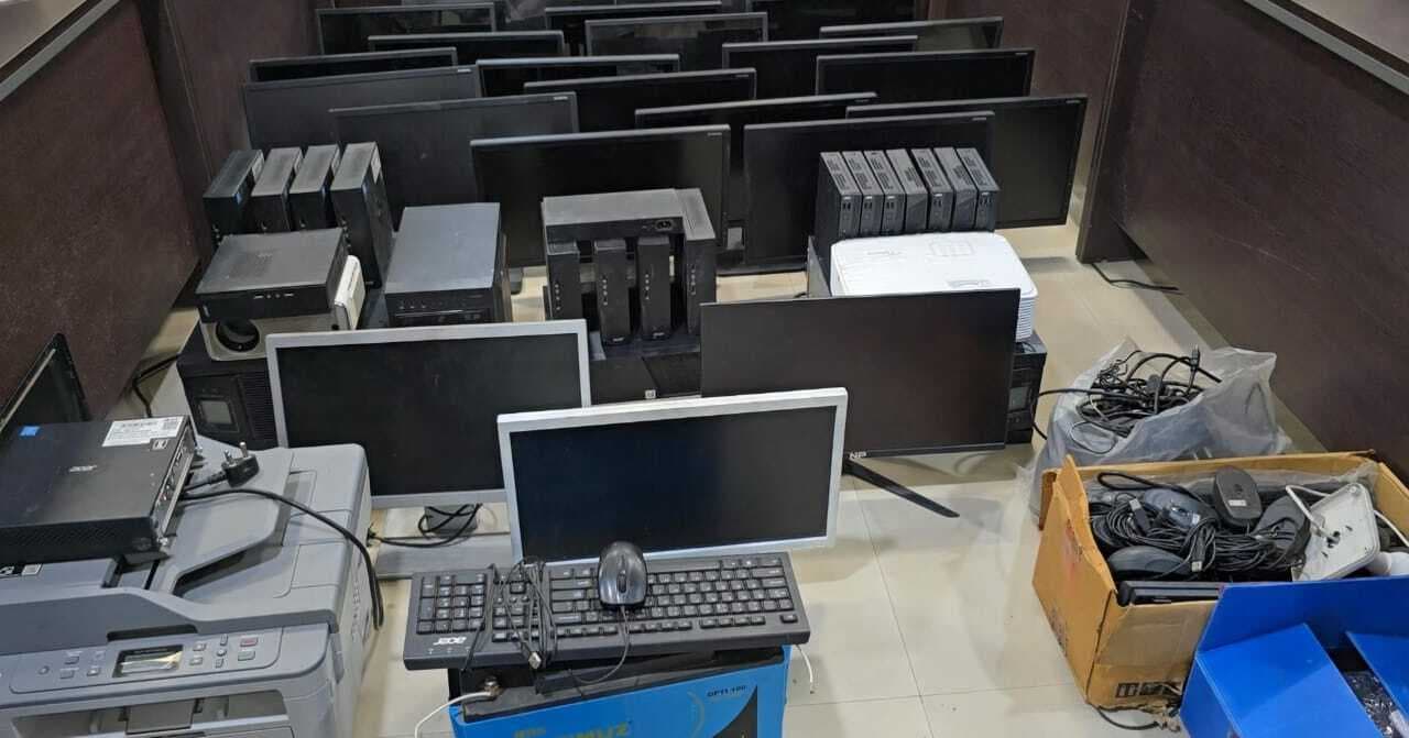 लैब से कंप्यूटर चाेरी करने वाले गिरोह का उद्भेदन, नौ गिरफ्तार