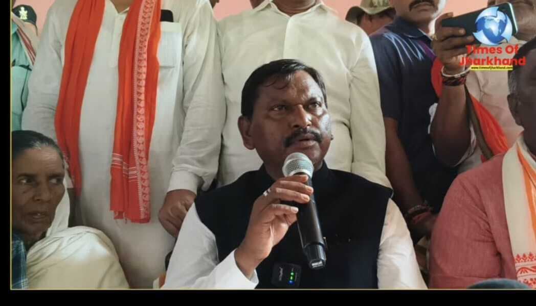 350 गरीब बच्चों को शिक्षा देने वाला अपराधी कैसे, मुठभेड़ केवल एक साजिश