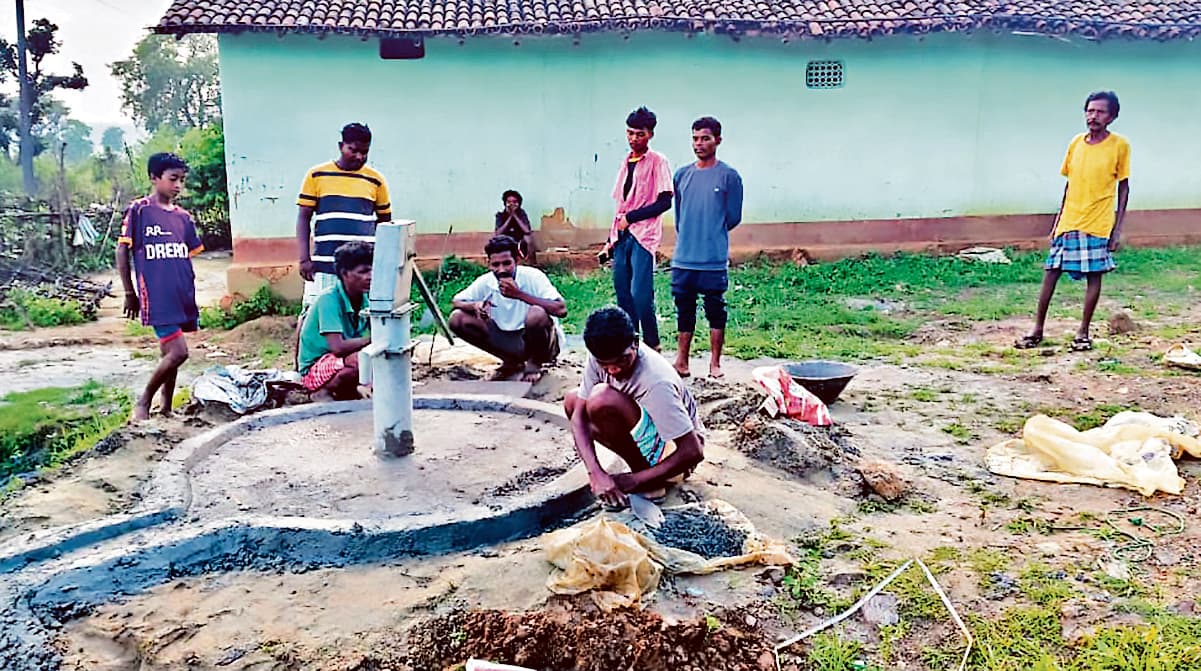 Seraikela Kharsawan News : कुंडियासाई में डायरिया पर काबू, हर घर तक पहुंचा स्वच्छ पानी