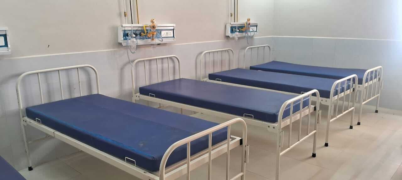 मॉडल अस्पताल में शिफ्ट नहीं हुआ महिला वार्ड, पुराने भवन में इलाज करा रही महिलाएं