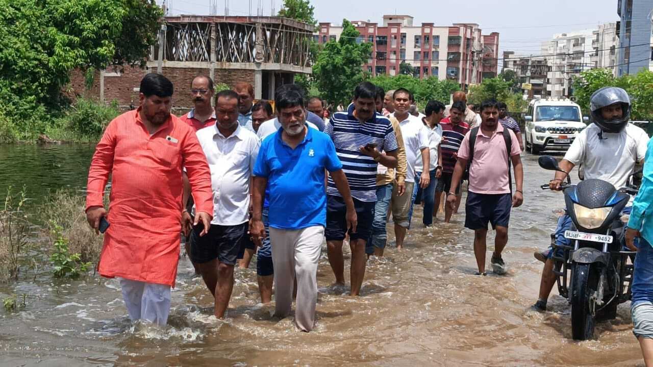 नाले की सफाई कर करें जल निकासी : रामकृपाल