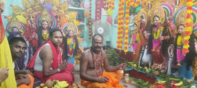 Bokaro News : कसमार प्रखंड में आस्था के साथ मां मनसा पूजा शुरू