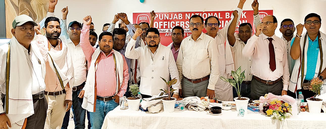 Dhanbad News : कर्मियों के हितों की रक्षा करती है संगठन की मजबूती व एकजुटता