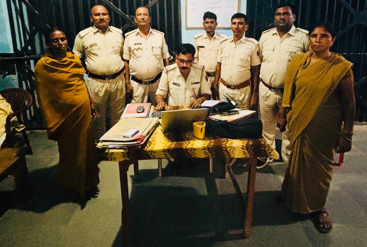 संदिग्ध गतिविधियों पर नजर रखें चौकीदार, तुरंत दें सूचना