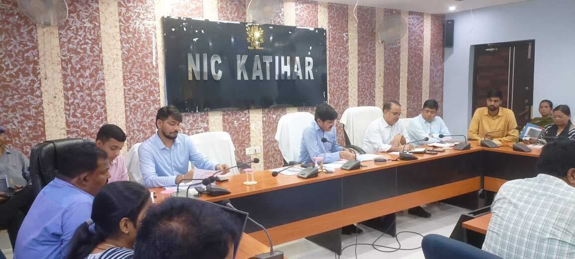 माइक्रो प्लान बनाकर राजस्व महा अभियान का क्रियान्वयन सुनिश्चित करें: डीएम