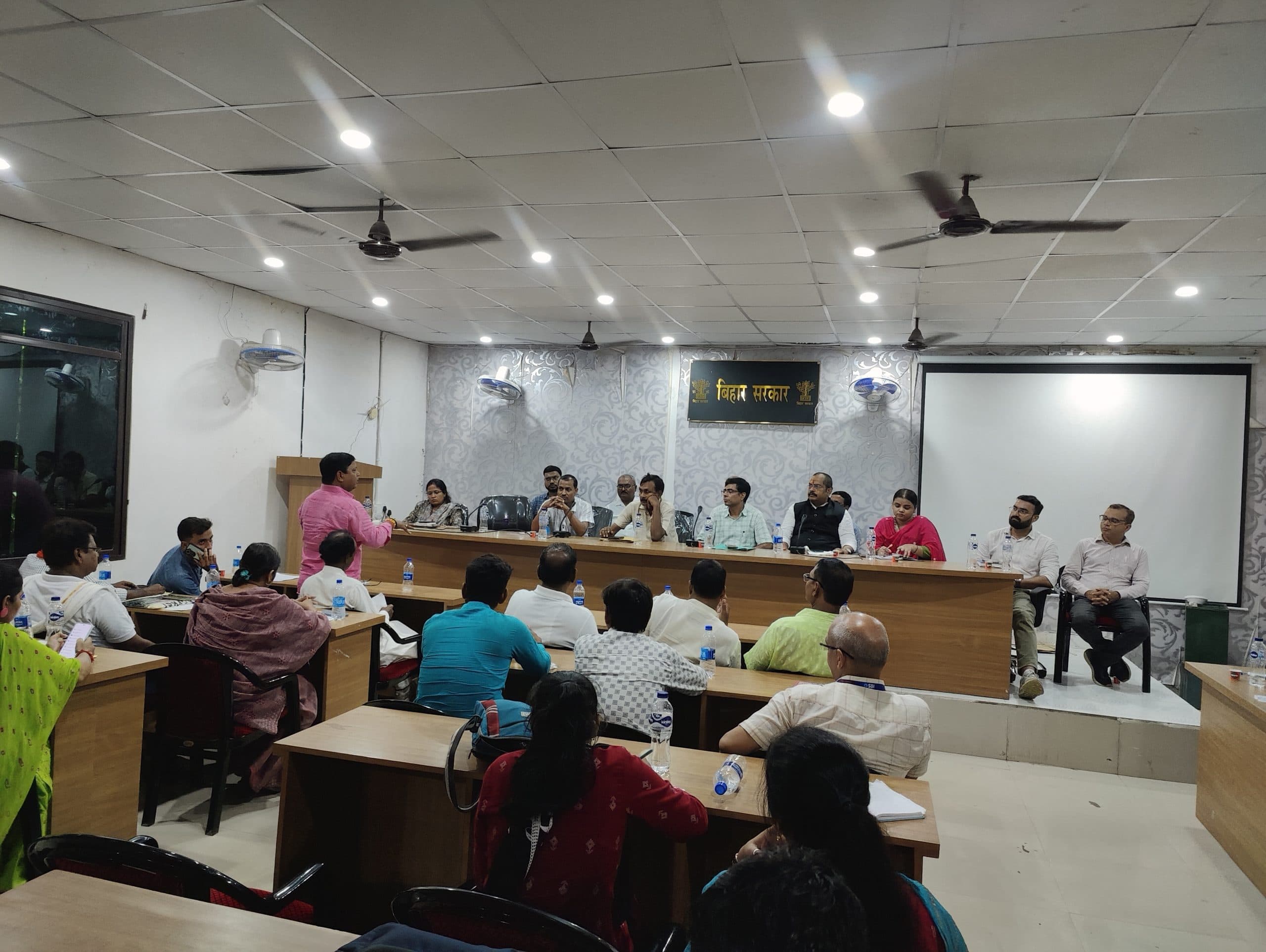 बीस सूत्री की बैठक में उठे जनहित के मुद्दे