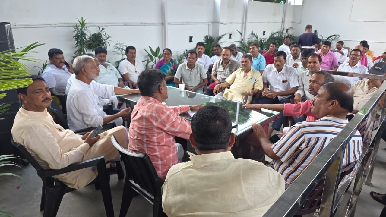 वोटर अधिकार यात्रा की तैयारी में जुटे पप्पू यादव समर्थक