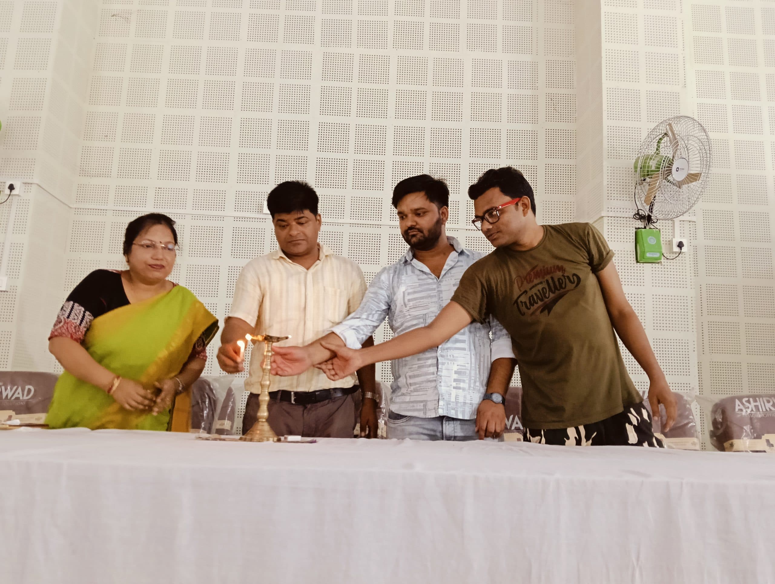 मूसापुर में शिक्षकों का पांच दिवसीय सेवाकालीन प्रशिक्षण शुरू