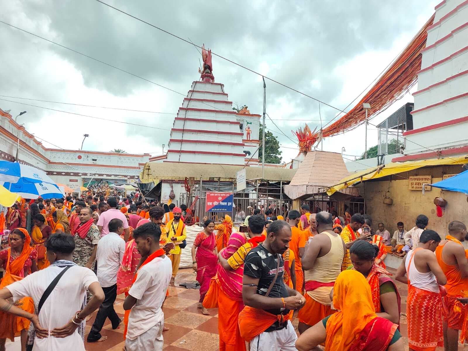 72 हजार श्रद्धालुओं ने की फौजदारीनाथ की स्पर्श पूजा