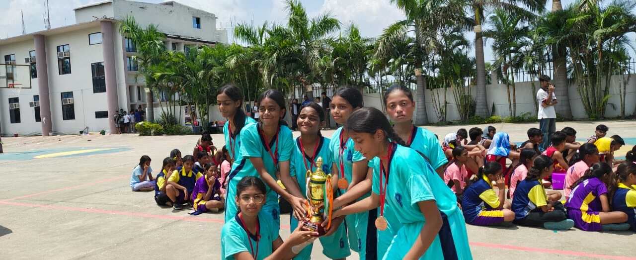 राज्य स्तरीय बास्केटबॉल में मनेर की बेटी पटना दिलाया तीसरा स्थान