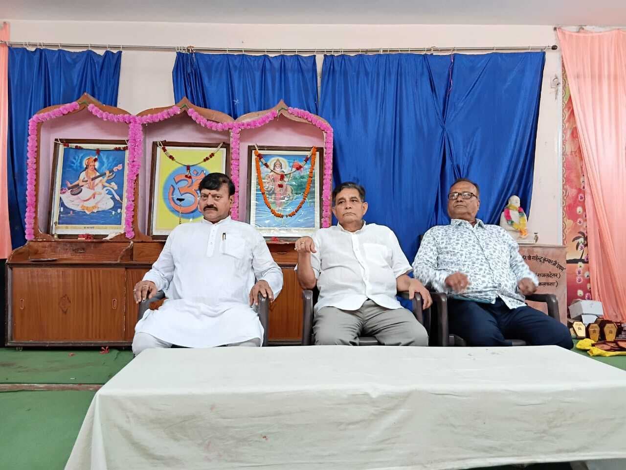 छात्र-छात्राओं को प्रश्न मंच की उपयोगिता व उद्देश्य से कराया अवगत